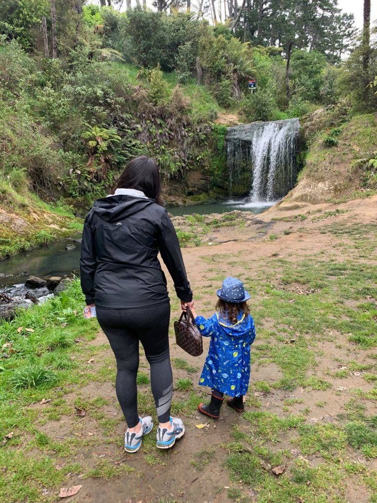 119964915 10158718774248670 1711682139175131904 o 768x1024