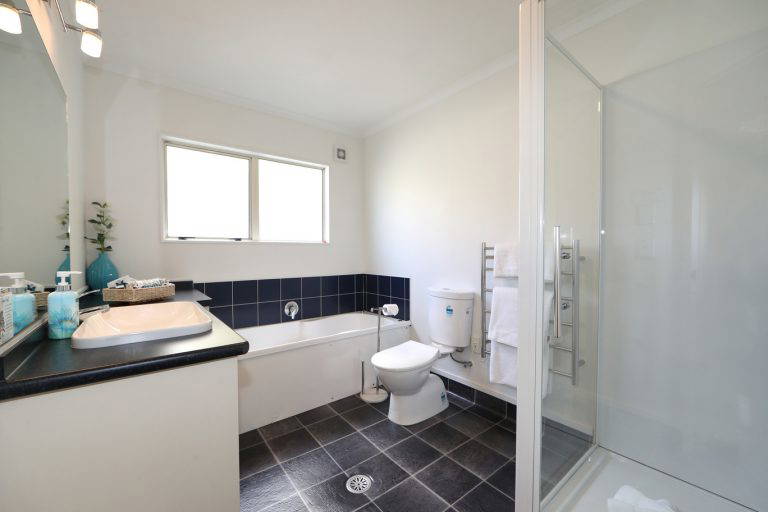 Suite 11 20210307a044 768x512