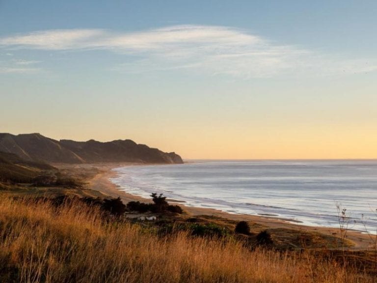 SunriseatOceanBeachHawkesBay 1 768x576