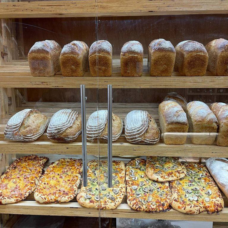 281234122 2218136731672060 4411584851726990605 n 768x768