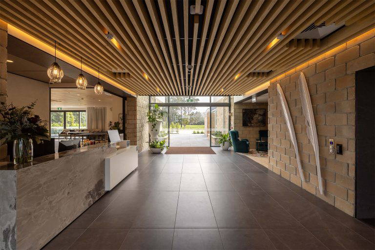 377973335 216634911393109 1553064012864599419 n 768x512