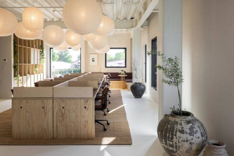 435308913 122135360990153557 159172378341551466 n 768x512