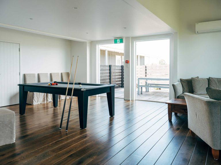 11 Lawn Road Retreat DSCF4050 768x576