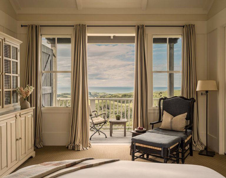 Small RWNCK Rooms Hilltop Junior Suite Interior 6 768x604